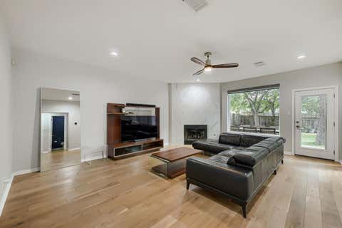 Tiny photo for 6426 Ira Ingram DR, Austin, TX 78749 (MLS # 6476103)