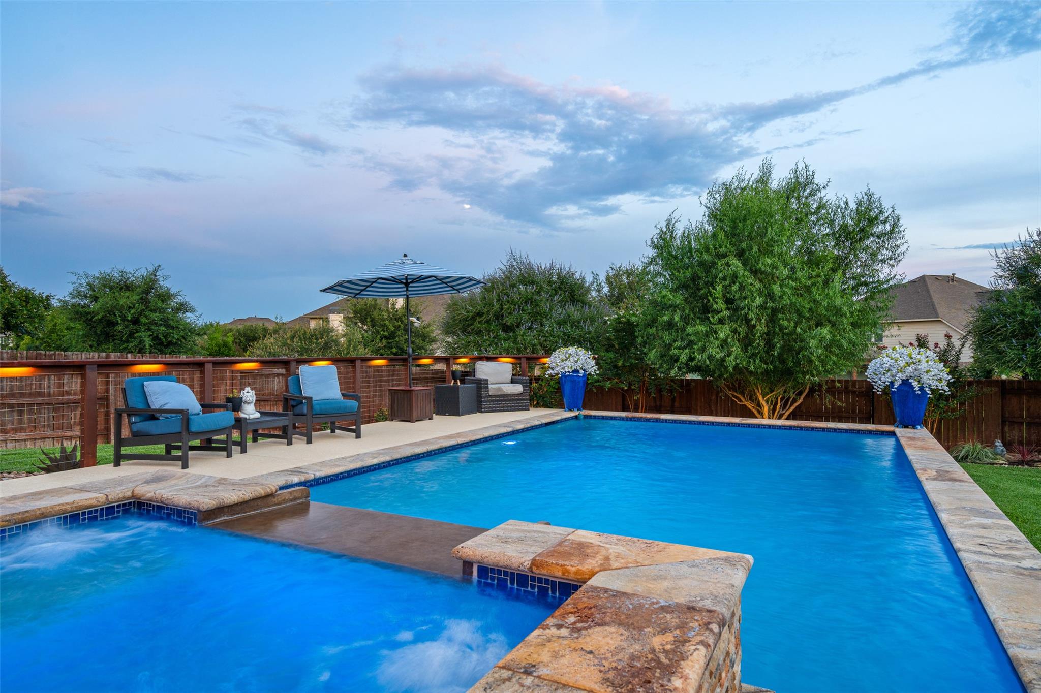 4539 Miraval LOOP