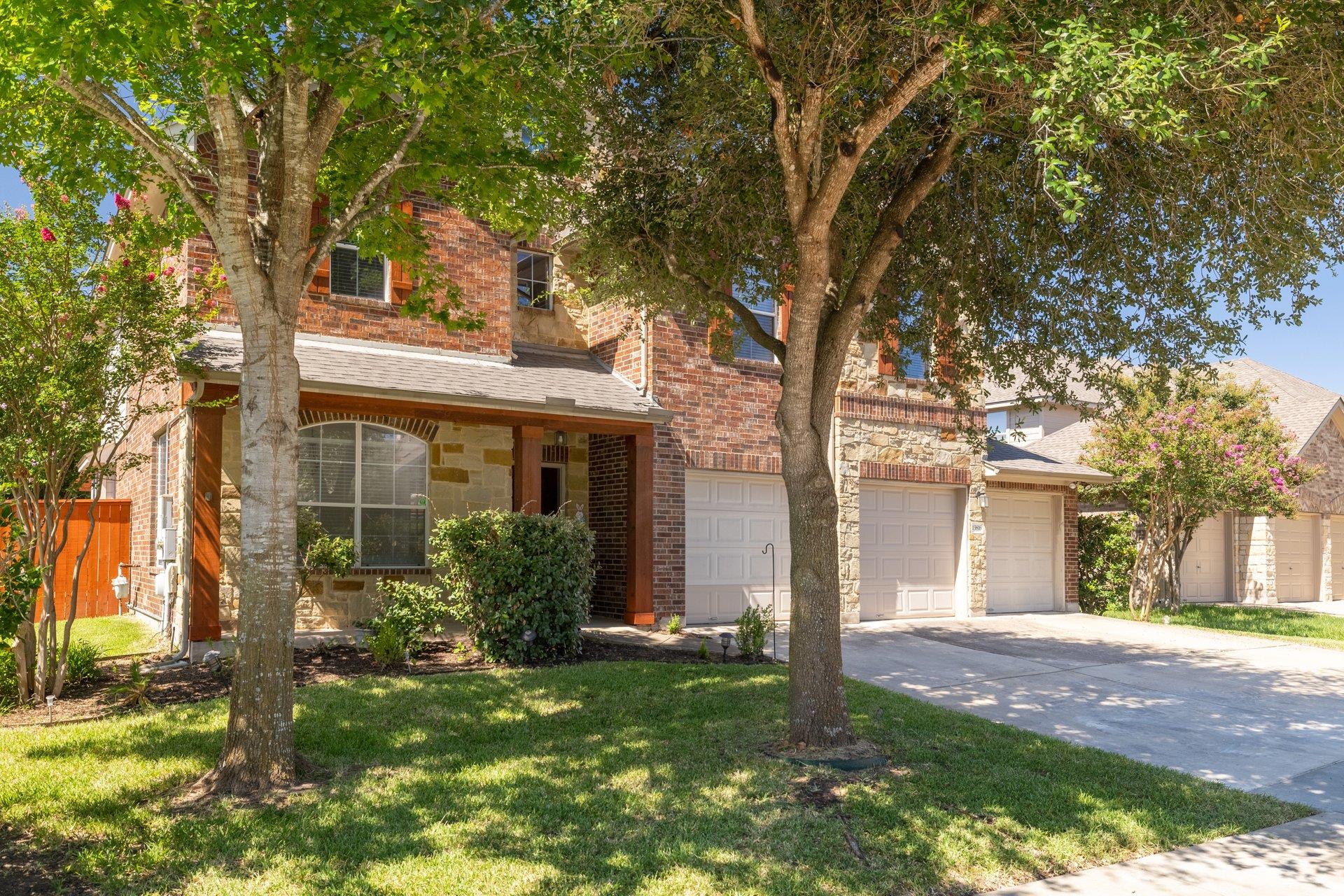 13816 Long Shadow DR