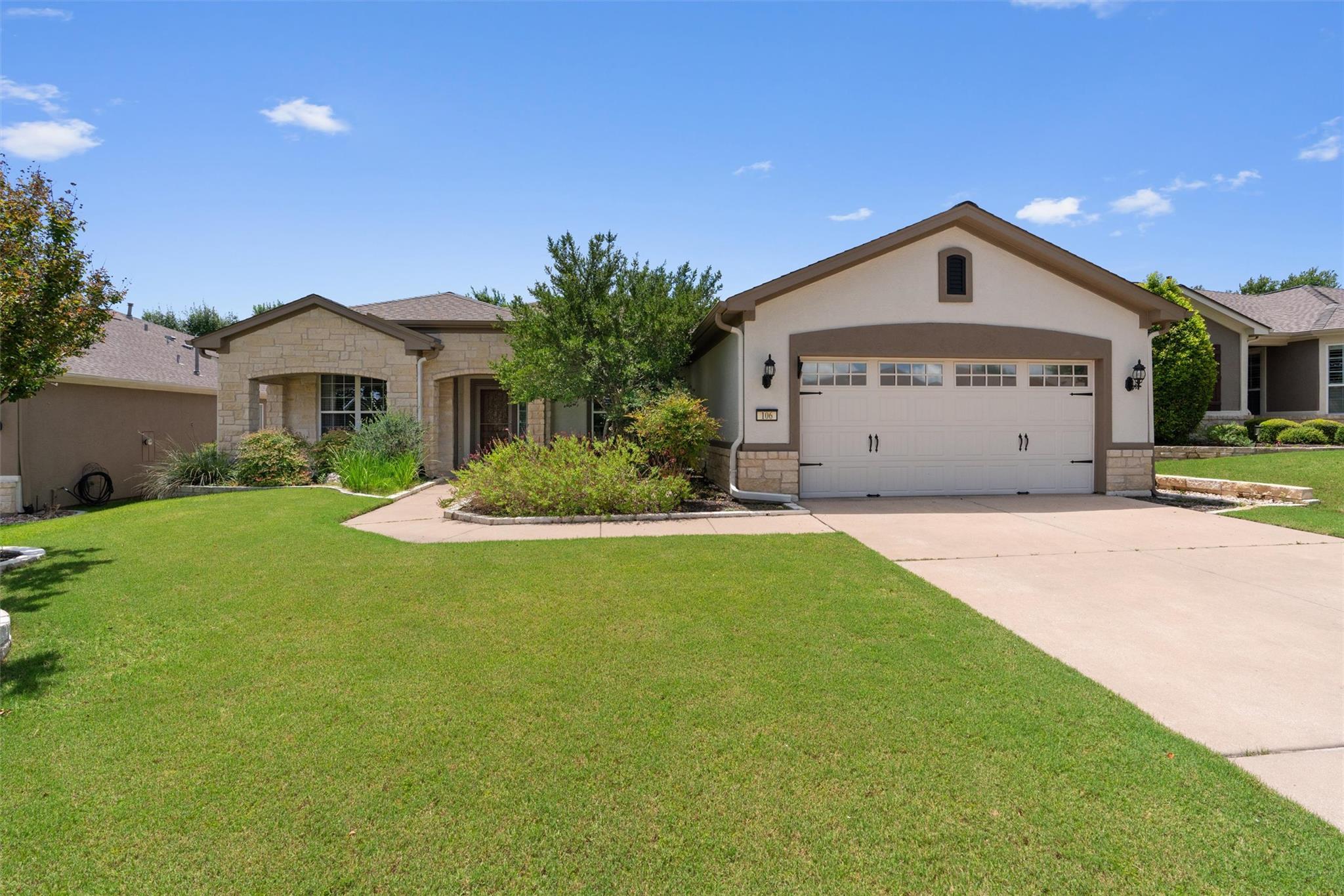 106 Angelina CV