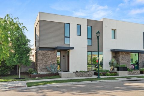 2524 Doc Reeves ST Austin TX 78723