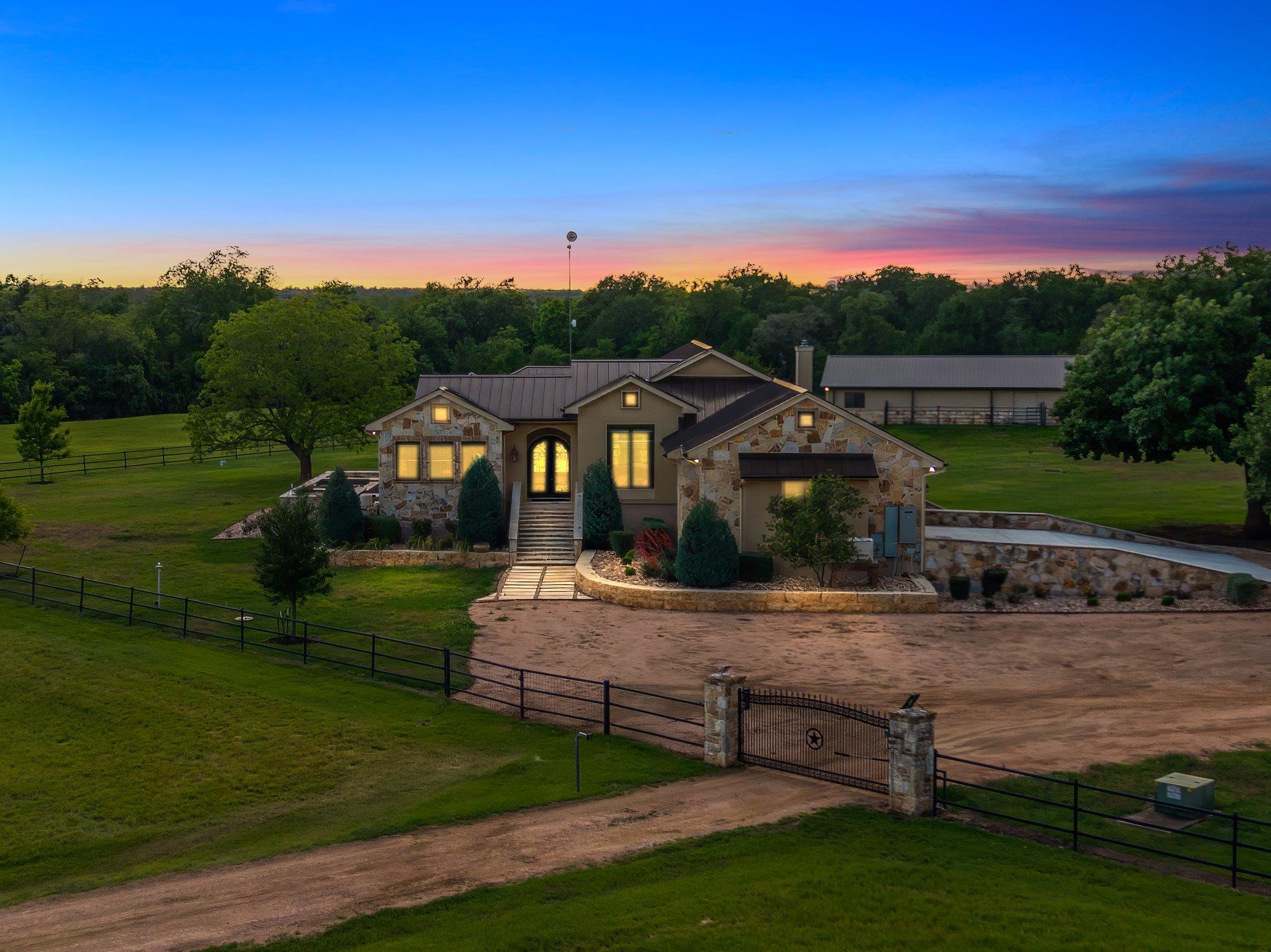 101 Spears Ranch RD