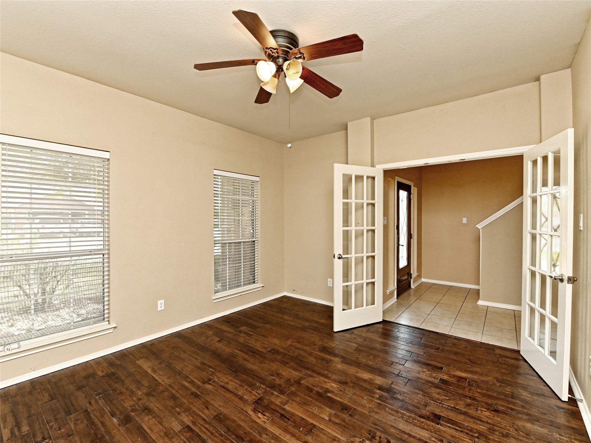 Hutto, Texas 78634, United States, 4 Bedrooms Bedrooms, ,3 BathroomsBathrooms,Residential,Pending,55079