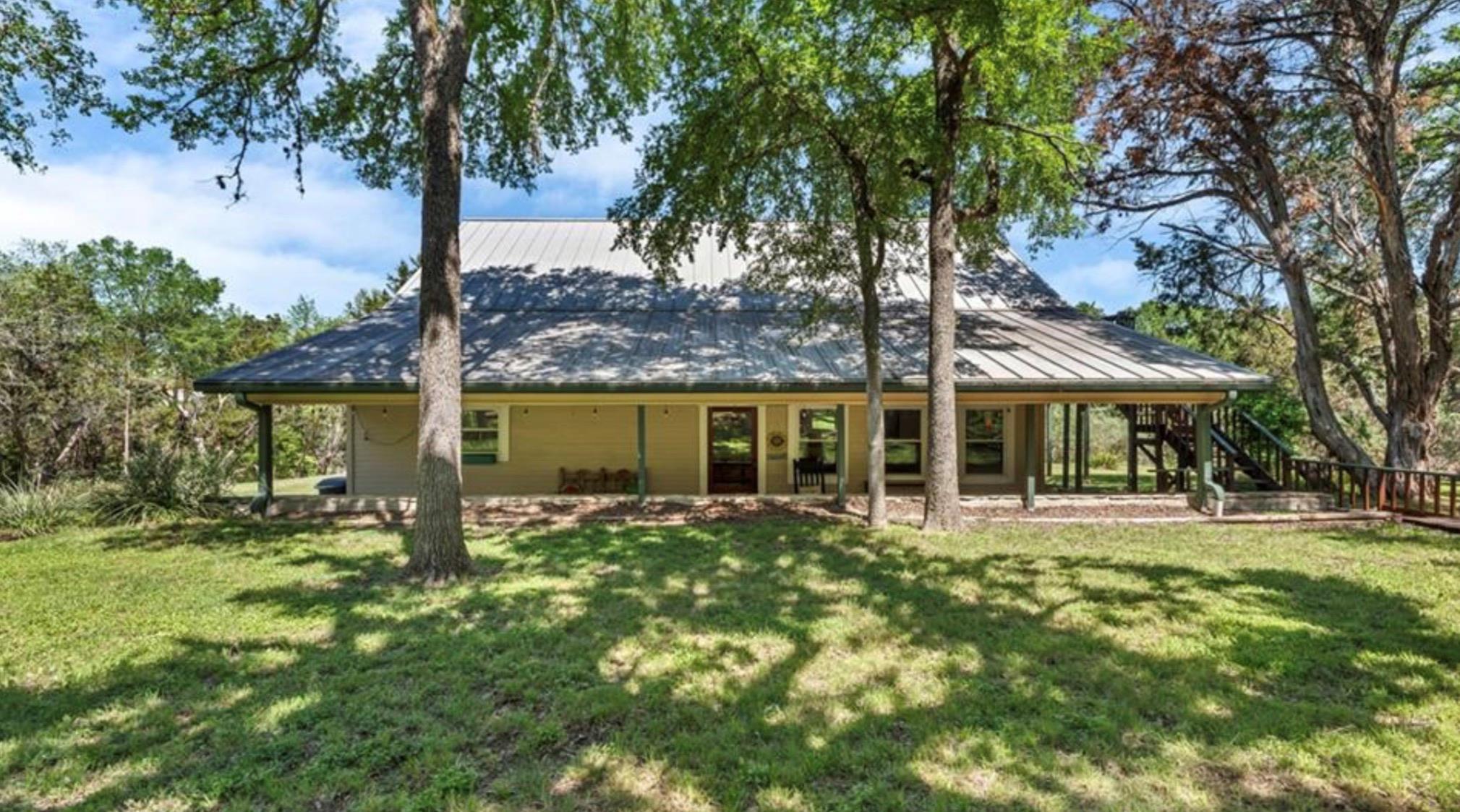 606 Deer Creek CV