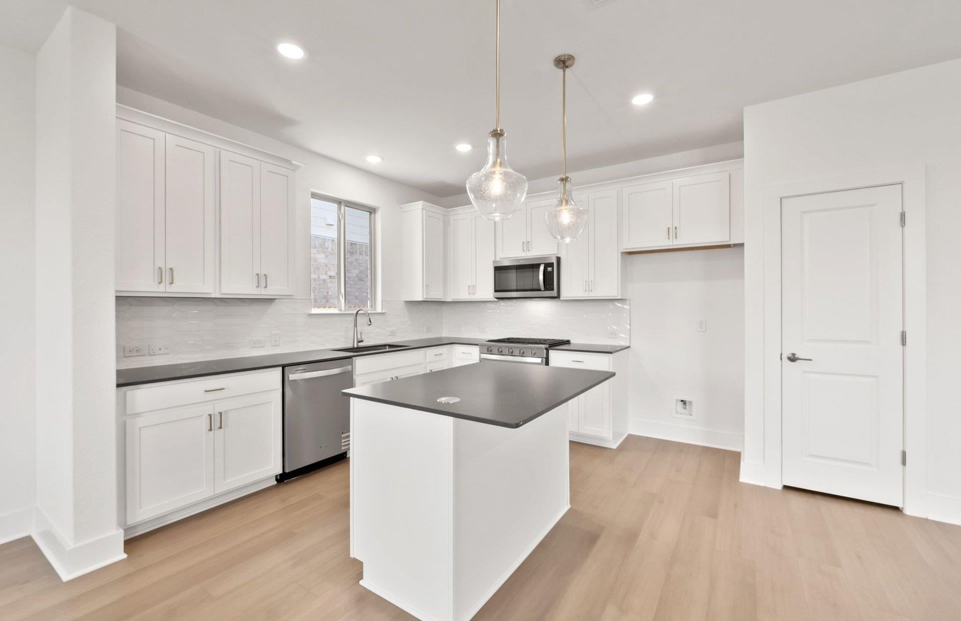 481 Bristlecone BND