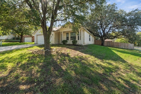 Photo of 1901 Idlewilde Run DR, Austin, TX 78744 (MLS # 1194033)