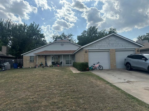 Photo of 416 Greenlawn BLVD, Round Rock, TX 78664 (MLS # 5585136)