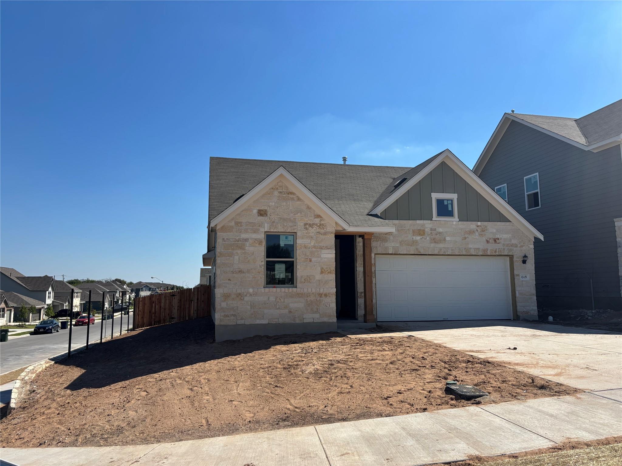 618 Palo Brea LOOP