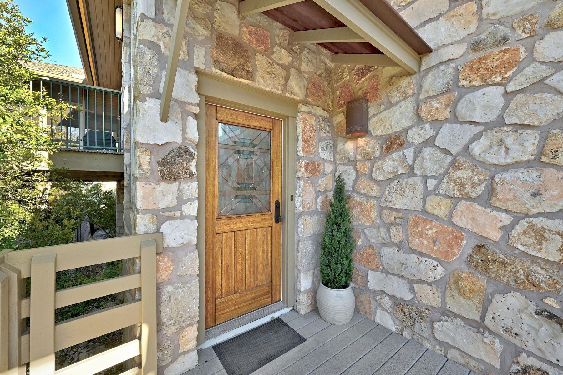 1004 Yaupon Valley RD