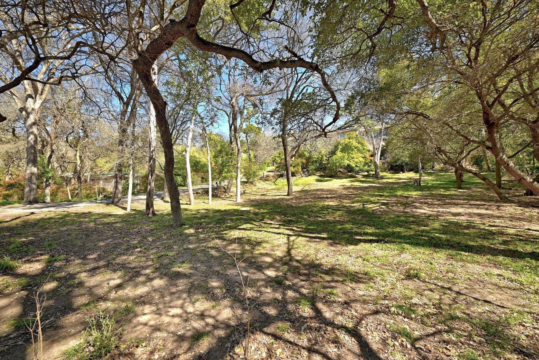 1004 Yaupon Valley RD