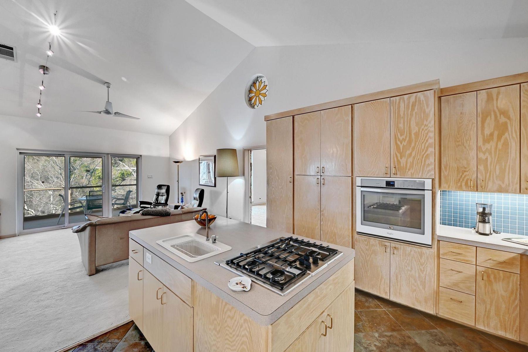 1004 Yaupon Valley RD