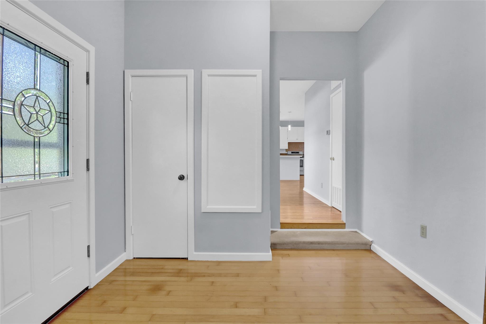 2211 Hilliard RD