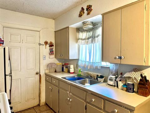 Tiny photo for 6708 Bryn Mawr DR, Austin, TX 78723 (MLS # 1253455)