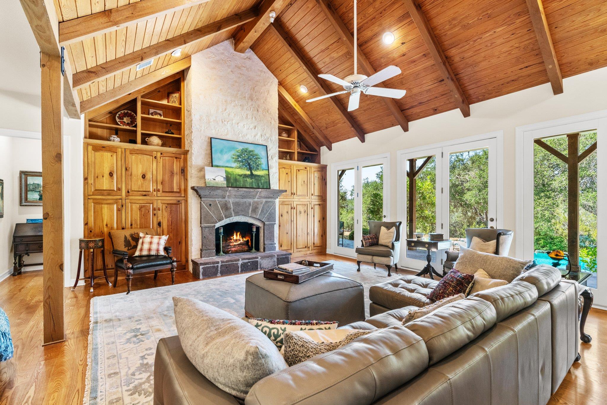 500 Panther Creek RD