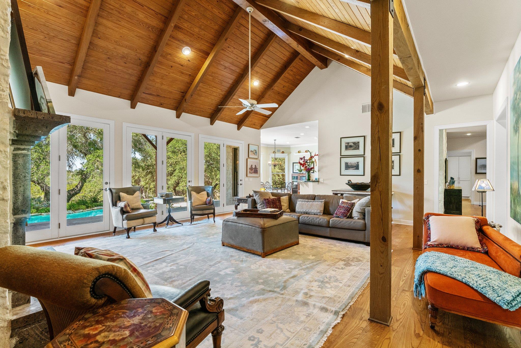 500 Panther Creek RD