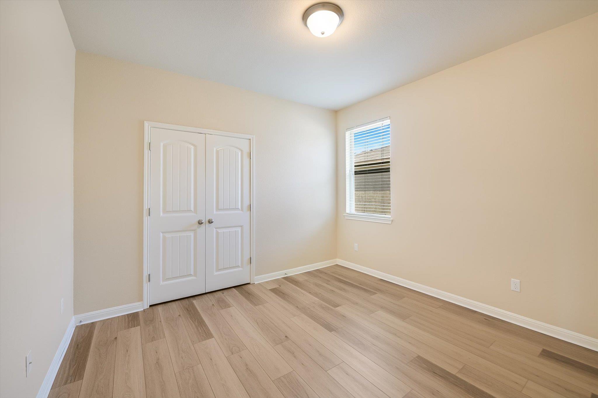 5652 Porano CIR