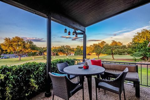 Photo of 402 Seawind ST, Lakeway, TX 78734 (MLS # 9226513)