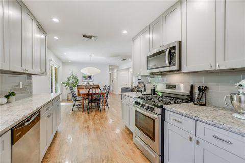 Tiny photo for 11903 Oak Haven RD, Austin, TX 78753 (MLS # 2114072)
