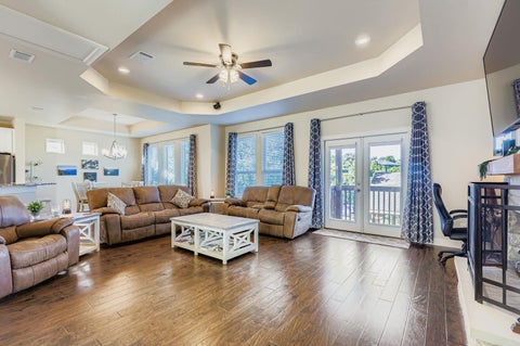 Tiny photo for 19004 Mariners PT, Point Venture, TX 78645 (MLS # 5350401)