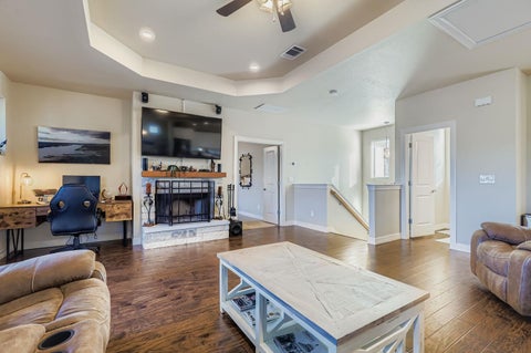 Tiny photo for 19004 Mariners PT, Point Venture, TX 78645 (MLS # 5350401)