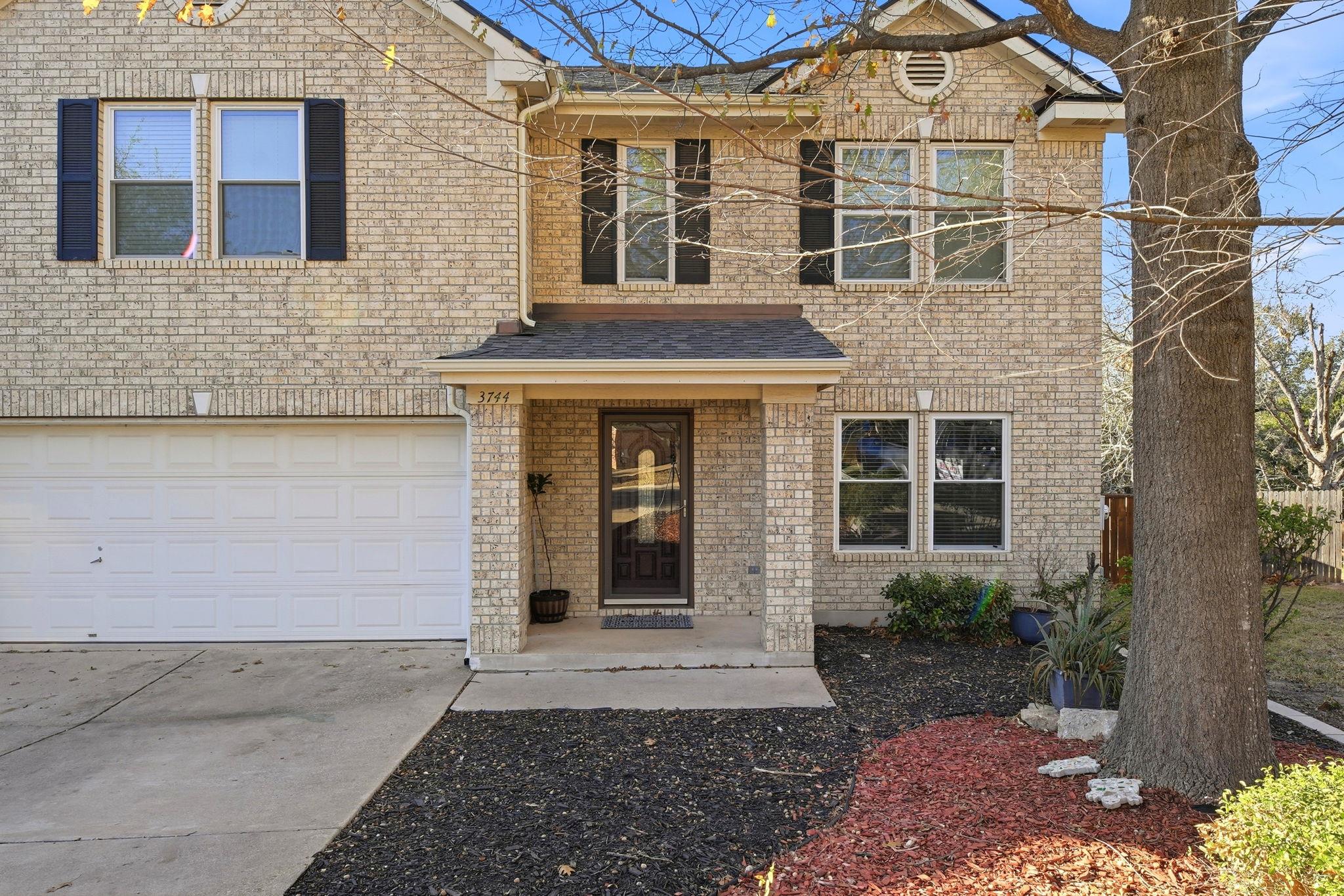 3744 Top Rock LN