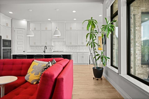 Tiny photo for 17802 Dufour DR, Austin, TX 78738 (MLS # 3240738)