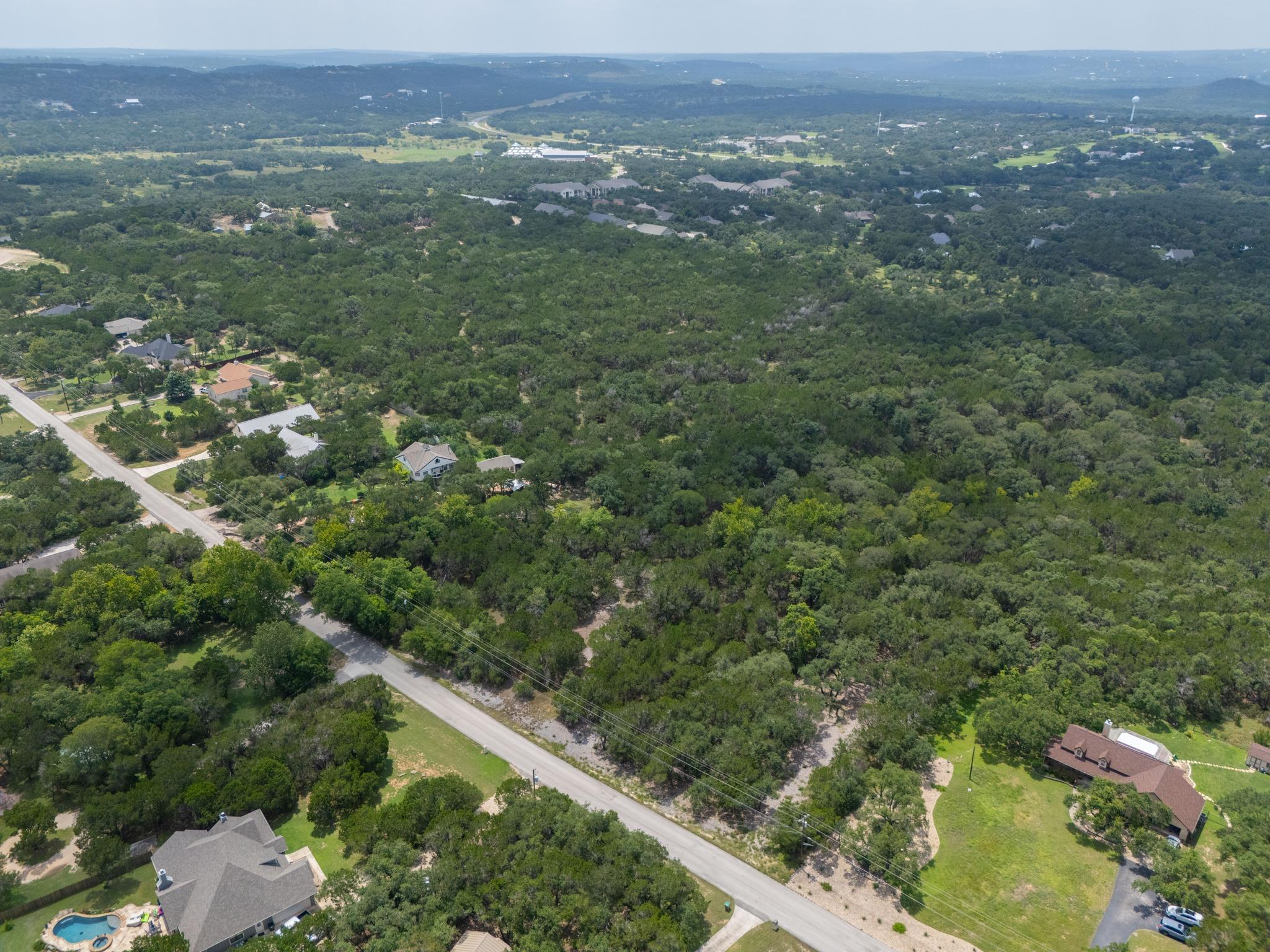 401 Mountain Crest DR