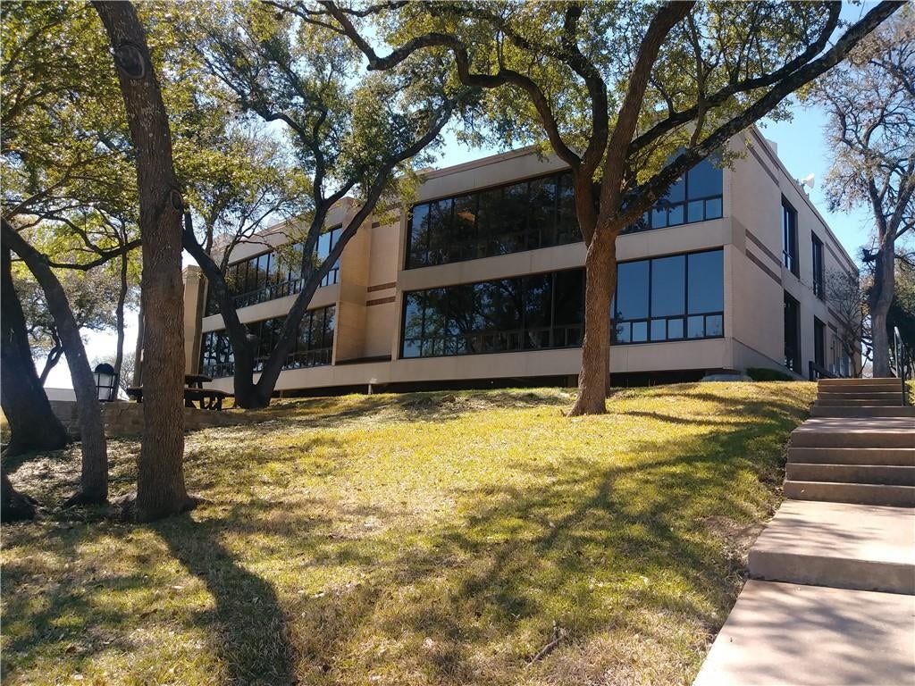 3345 Bee Caves RD 206,207