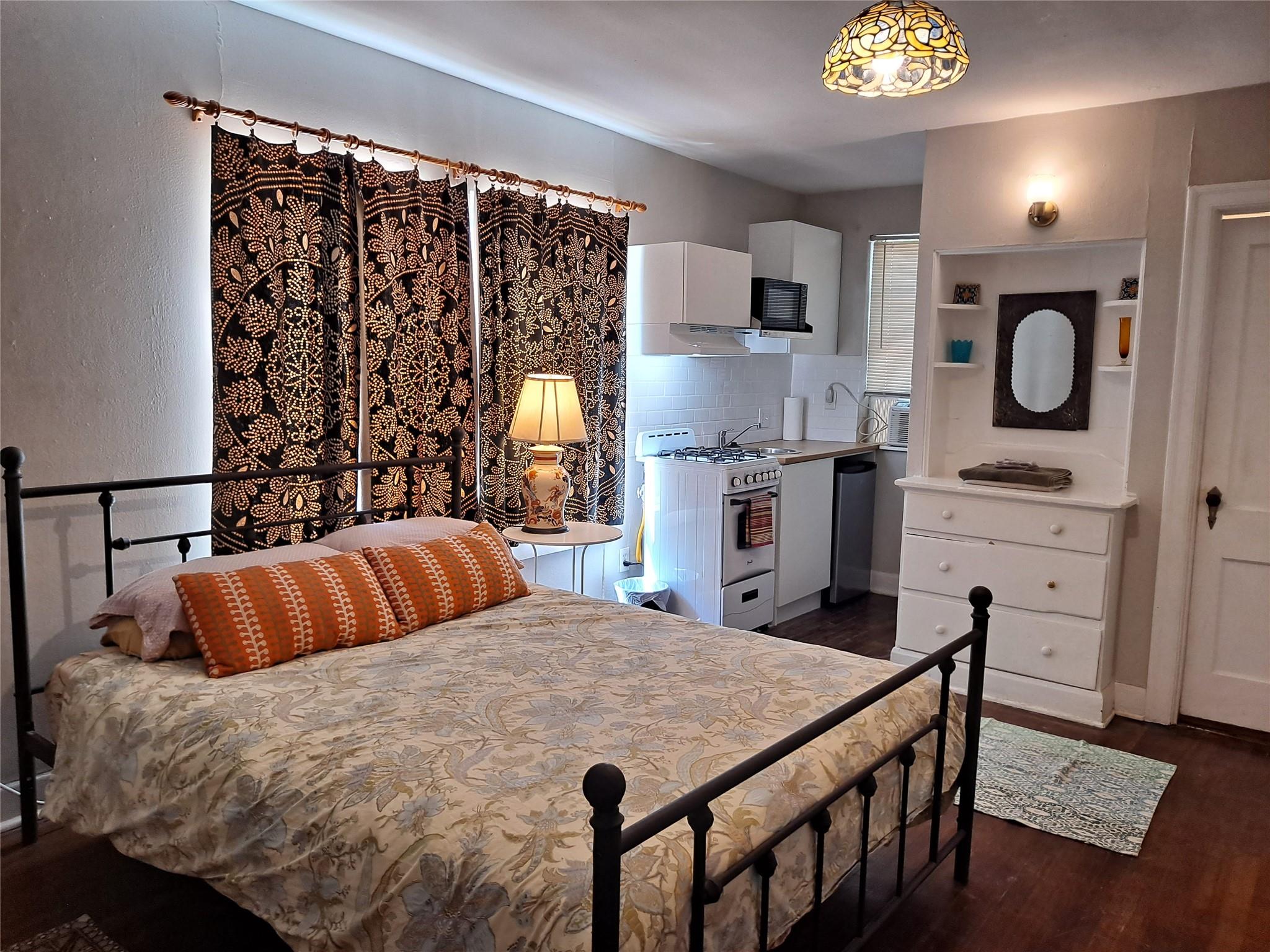 1906 San Gabriel ST 14
