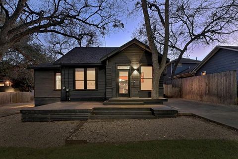 Tiny photo for 315 E Live Oak ST, Austin, TX 78704 (MLS # 2078209)