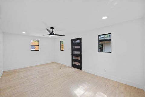 Tiny photo for 1305 Ridgehaven DR, Austin, TX 78723 (MLS # 6145455)