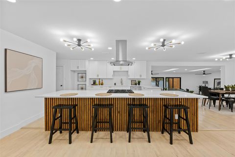 Tiny photo for 1305 Ridgehaven DR, Austin, TX 78723 (MLS # 6145455)