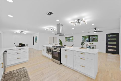 Tiny photo for 1305 Ridgehaven DR, Austin, TX 78723 (MLS # 6145455)