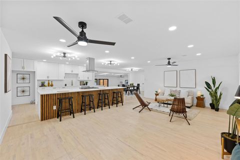 Tiny photo for 1305 Ridgehaven DR, Austin, TX 78723 (MLS # 6145455)