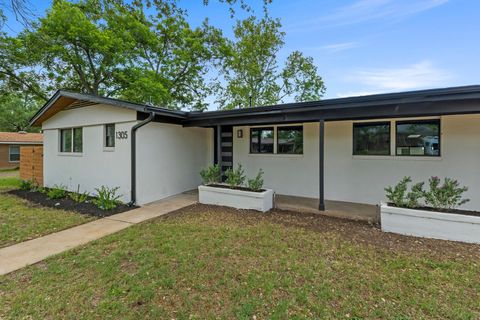 Tiny photo for 1305 Ridgehaven DR, Austin, TX 78723 (MLS # 6145455)