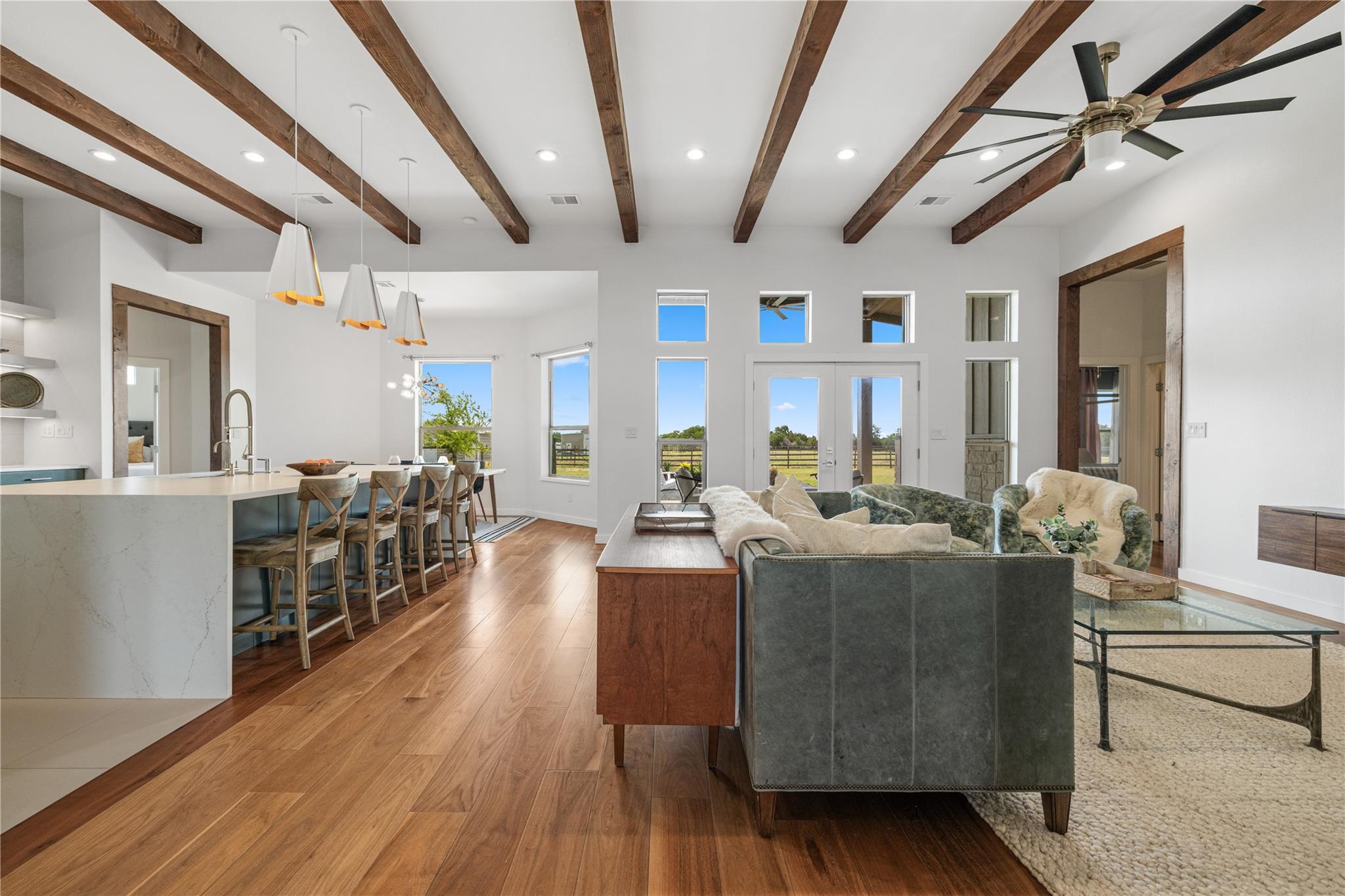 215 Mesa Vista DR