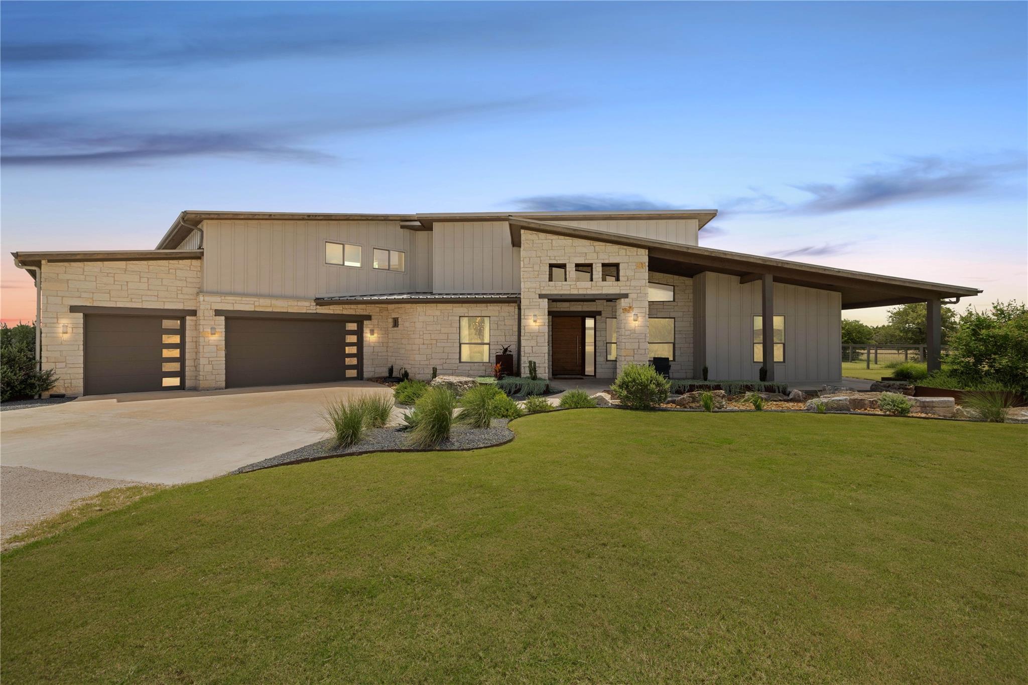 215 Mesa Vista DR