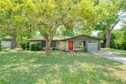 Photo of 809 Neans DR, Austin, TX 78758 (MLS # 8652261)