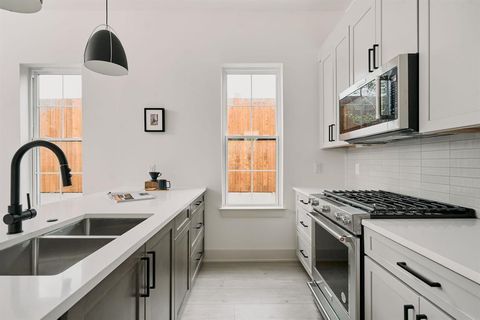 Tiny photo for 2209 Woodland Ave #901, Austin, TX 78741 (MLS # 4983820)