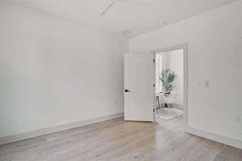 Tiny photo for 2209 Woodland Ave #901, Austin, TX 78741 (MLS # 4983820)
