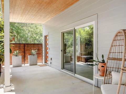 Photo of 2211 Canterbury ST #B, Austin, TX 78702 (MLS # 9769017)