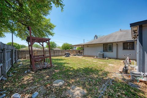 Tiny photo for 4201 Sojourner ST, Austin, TX 78725 (MLS # 7094158)