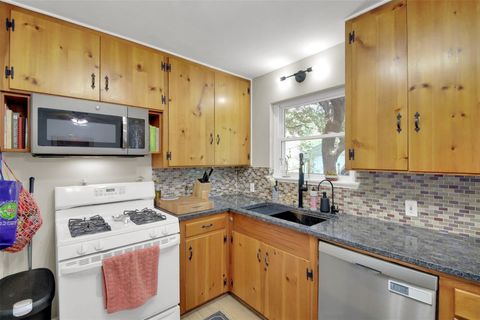 Tiny photo for 7610 Gault ST, Austin, TX 78757 (MLS # 5148408)