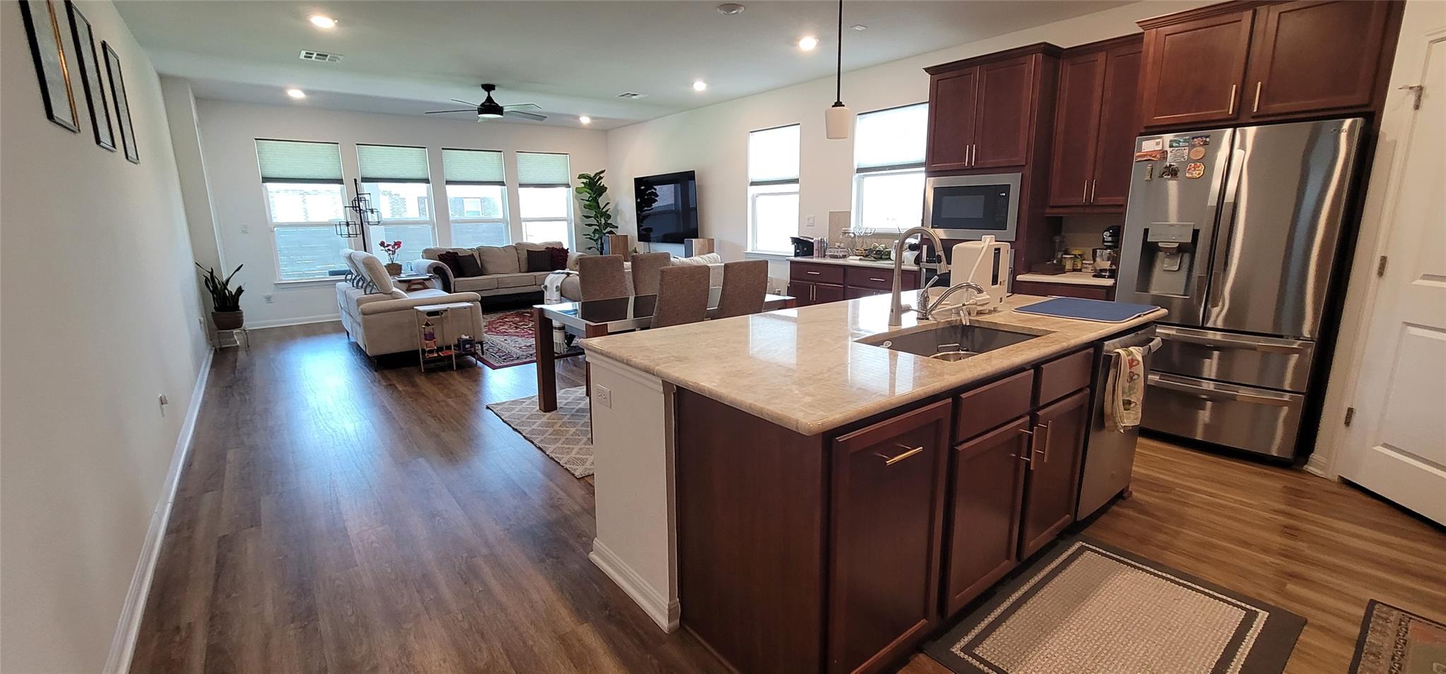 716 Leeward PASS
