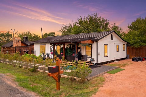 Photo of 103 Howard ST, Taylor, TX 76574 (MLS # 9556473)