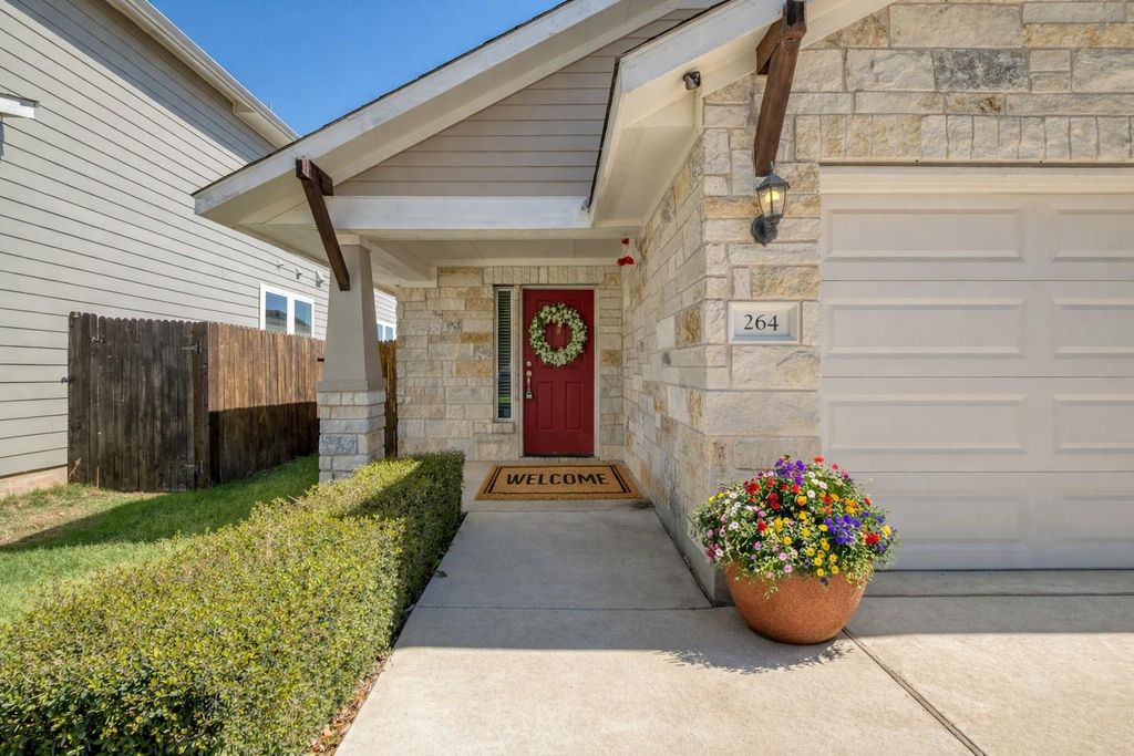 Photo of 264 GAIDA LOOP, Georgetown, TX 78628 (MLS # 1855056)