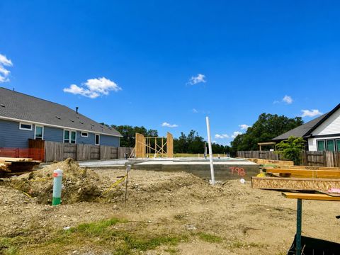 Photo of 798 Sage Thrasher CIR, Dripping Springs, TX 78620 (MLS # 5789092)
