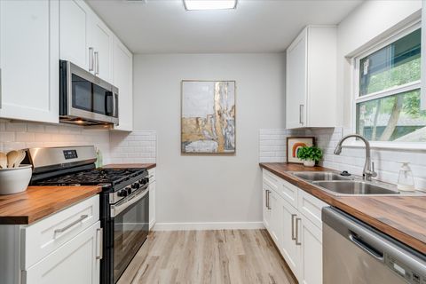 Tiny photo for 6225 Hillston DR, Austin, TX 78745 (MLS # 4892554)