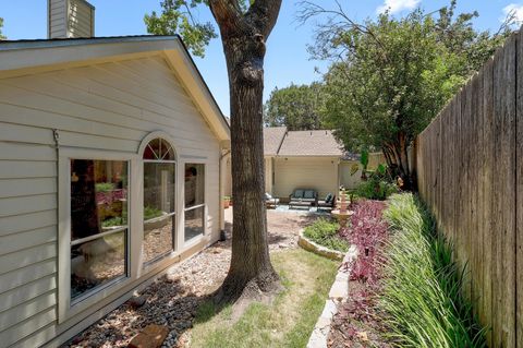 Tiny photo for 5831 Tributary Ridge DR, Austin, TX 78759 (MLS # 3559418)