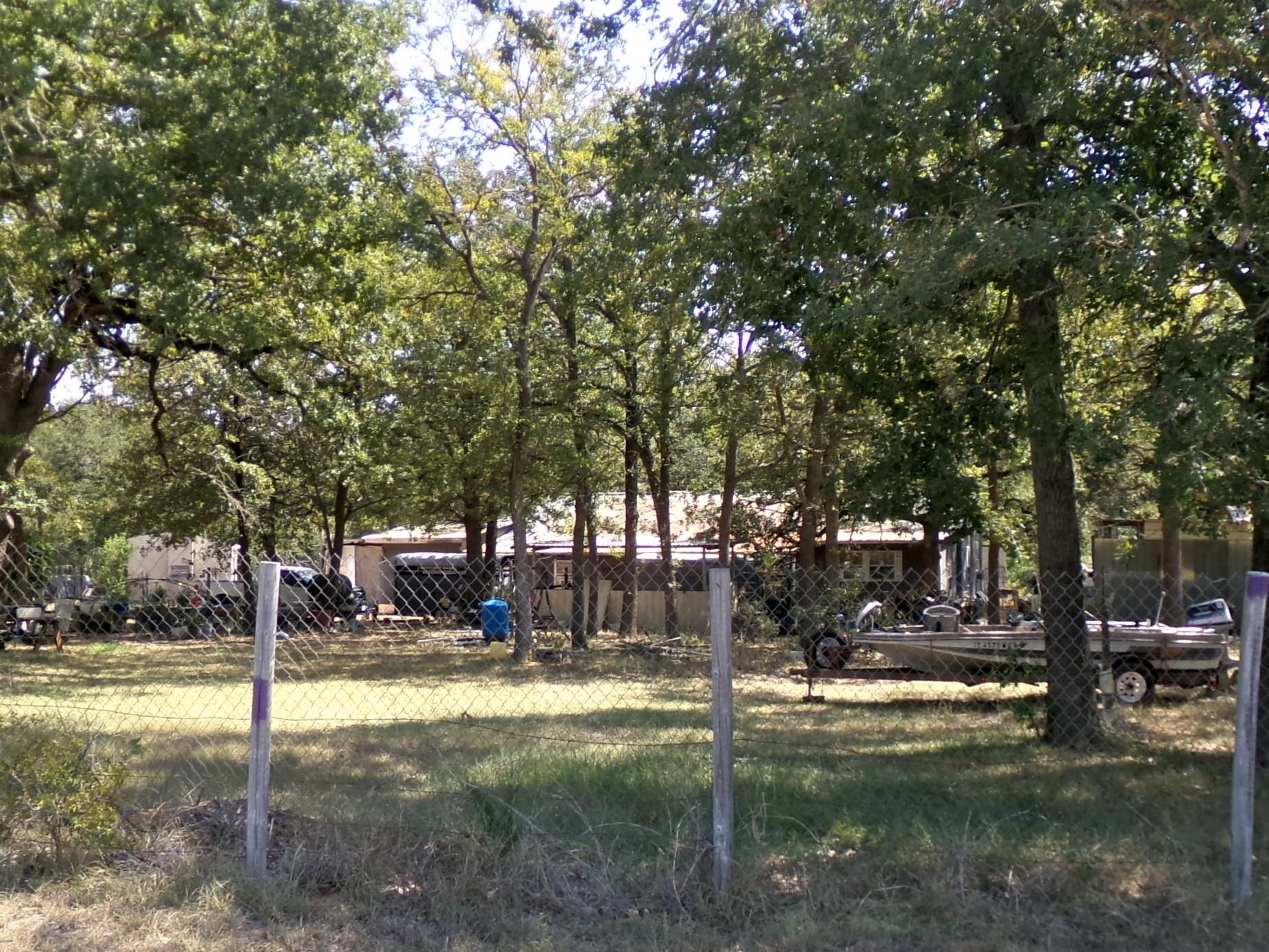 386 Hidden Oaks DR